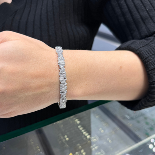 Mila Özel Zirkon Silver Rengi Zikzaklı Taşlı Bileklik