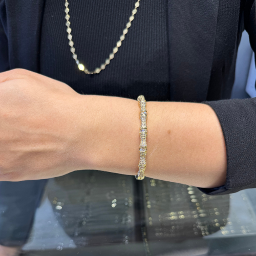 Mila Özel Zirkon Kemik Model Gold Kelepçe