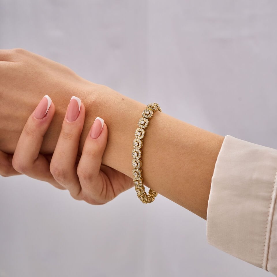 Mila 14 Ayar Rengi Sıralı Baget Model Bileklik